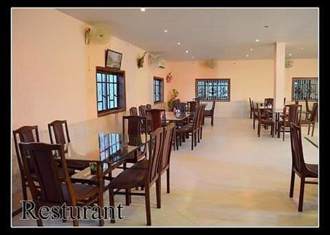 Palm Valley Hotel Sukkur Eksteriør bilde