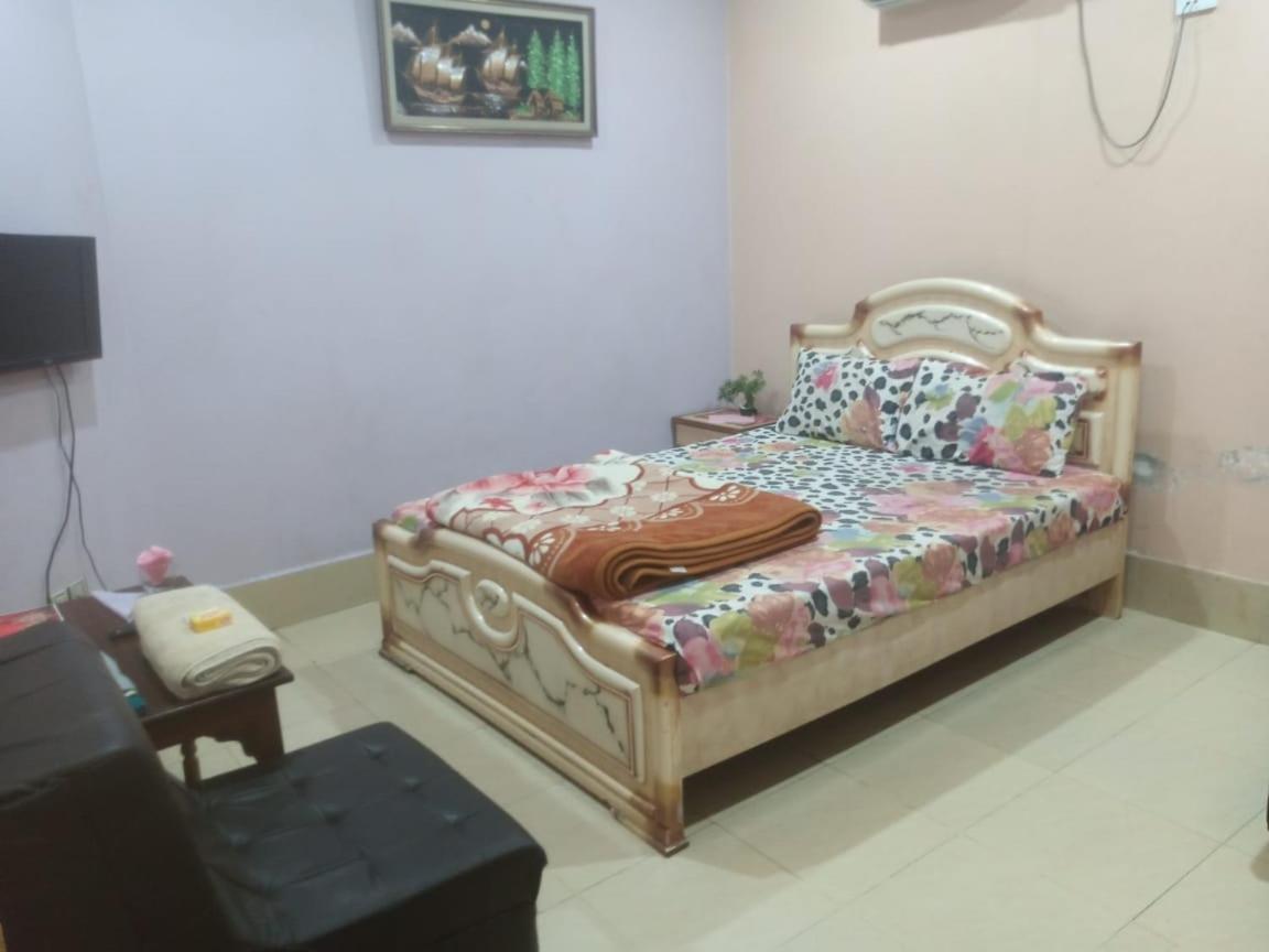 Palm Valley Hotel Sukkur Eksteriør bilde