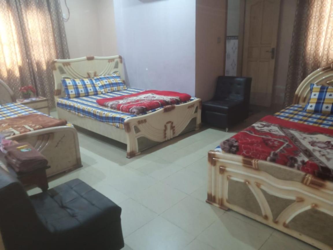 Palm Valley Hotel Sukkur Eksteriør bilde