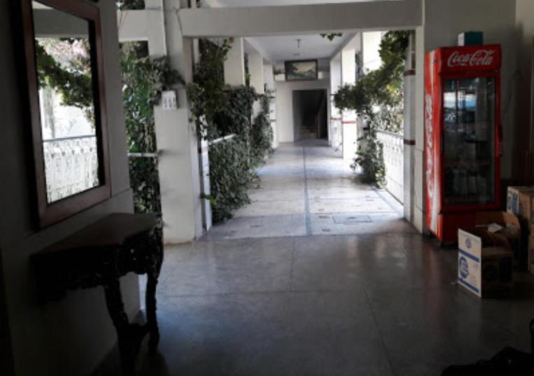 Palm Valley Hotel Sukkur Eksteriør bilde