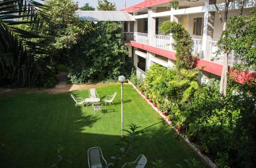 Palm Valley Hotel Sukkur Eksteriør bilde
